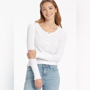 NWT SPLENDID Thermal Forever Henley White Fitted Stretch Soft Elongated Cuffs XS
